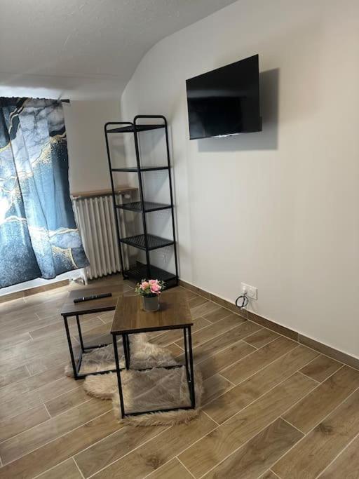 Charmante Studio Ligne 13 Tram 5 Saint Denis Пьерфит-сюр-Сен Экстерьер фото
